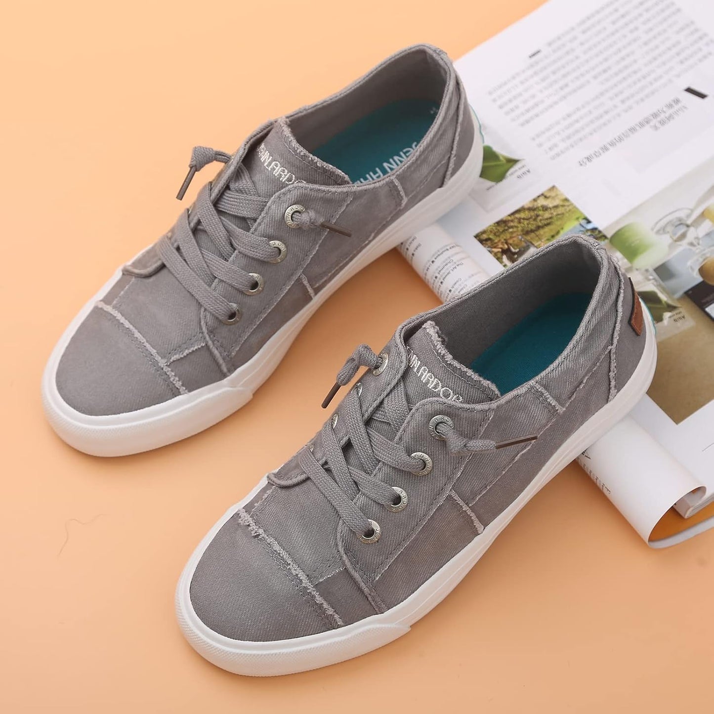 Slip on Canvas Shoes for Women Low Top Fashion Sneakers Comfortable Walking Flats